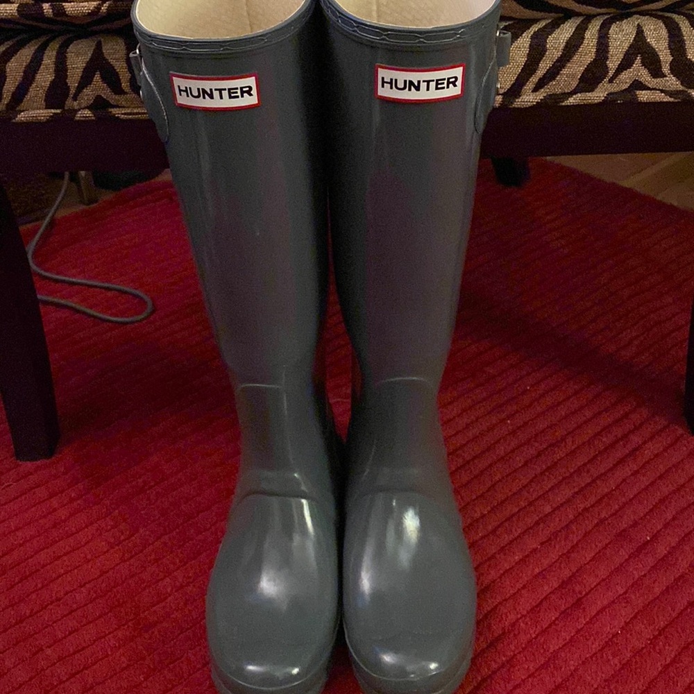 Hunter tall boots with socks